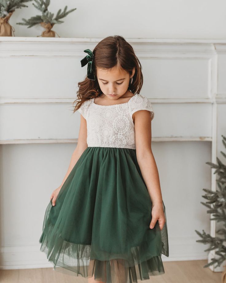 Aria Dress (green) – INDIE BLUE Green Christmas Outfit, Santa Minis, Green Tulle Dress, Indie Men, Christmas Photos Outfits, Wedding Kids Outfit, Aria Dress, Mini Outfit, Kids Christmas Outfits