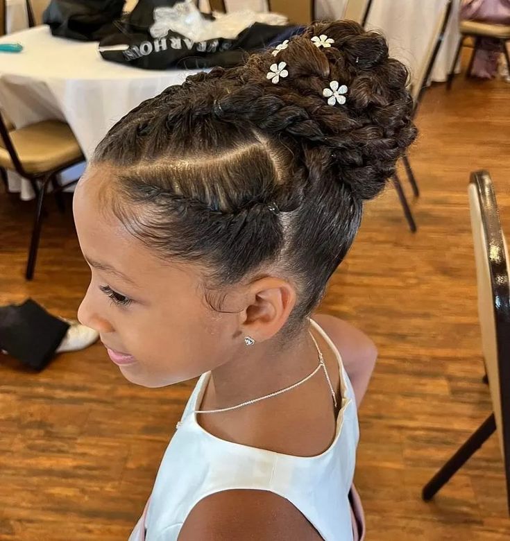 Black Girls Hairstyles Flower Girl, Flower Girl Hairstyles Toddler Updo, Black Flower Girl Hairstyles Braids, Little Toddler Girl Hairstyles African Americans, Wedding Hairstyles For Little Kids, Wedding Junior Bridesmaid Hair, Curly Flower Girl Hairstyles, Flower Girls Hairstyles Black Kids, Flower Girl Bun Hairstyles