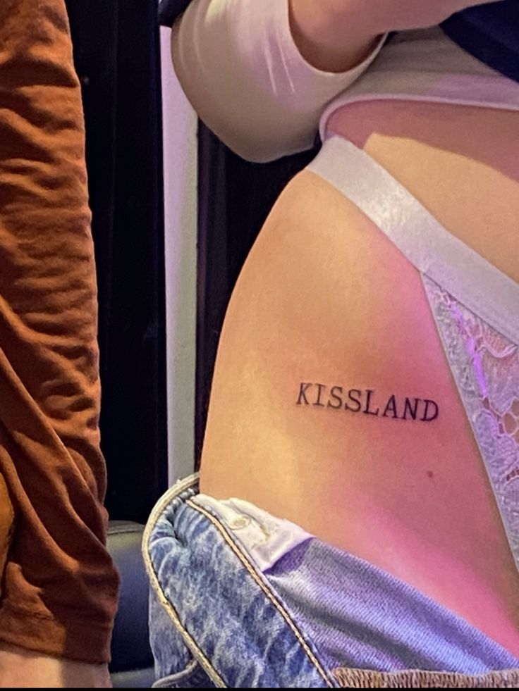 I Heart Me Tattoo, The Weeknd Aesthetic Tattoo, Kissland Theweeknd Tattoo, The Weeknd Kissland Tattoo, Beauty Behind The Madness Tattoo, Xotwod Tattoo, Music Artist Tattoo, Kissland Tattoo, The Weeknd Inspired Tattoos