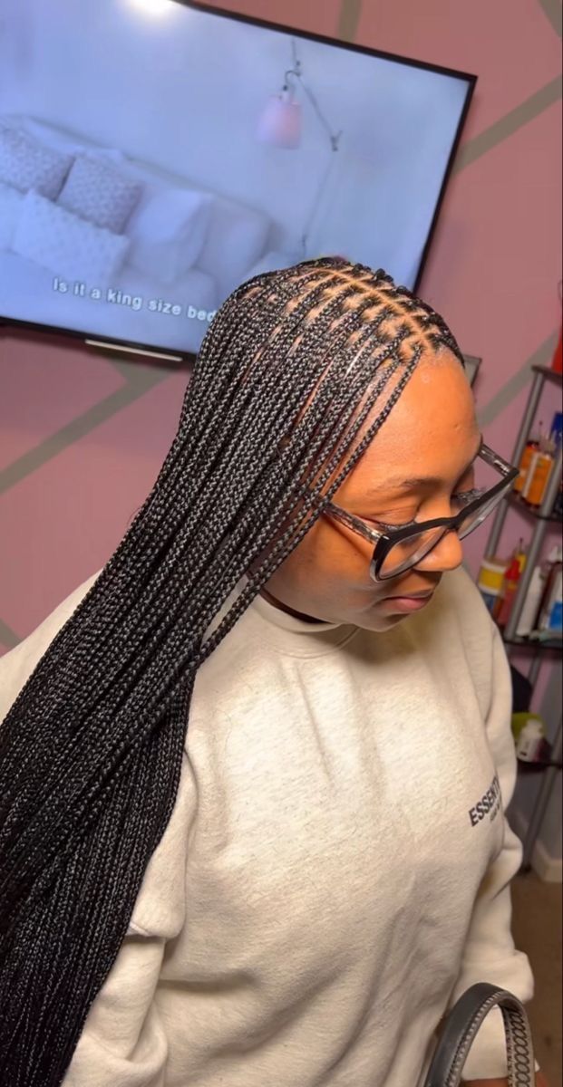 Xs Box Braids, Mini Knotless Braids, Extra Small Knotless Braids, Xs Knotless, Xs Knotless Braids, Knot Less Braids, Small Knotless, Protective Style Braids, Box Braid Hair