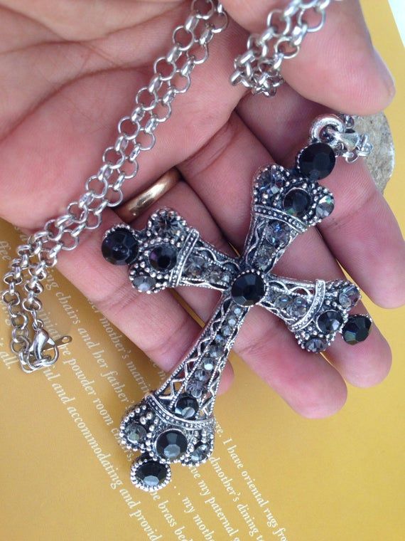 Rhinestone cross necklace / embellished cross  black rhinestone / Cruz  decorada con cadena crystale Black Gothic Alloy Necklaces, Gothic Black Alloy Necklaces, Metal Rhinestone Cross Pendant Necklace, Metal Cross Pendant Necklace With Rhinestones, Gunmetal Cross Metal Jewelry, Silver Cross Pendant Jewelry For Party, Silver Cross Pendant Necklace For Party, Vintage Black Alloy Jewelry, Gothic Metal Cross Jewelry