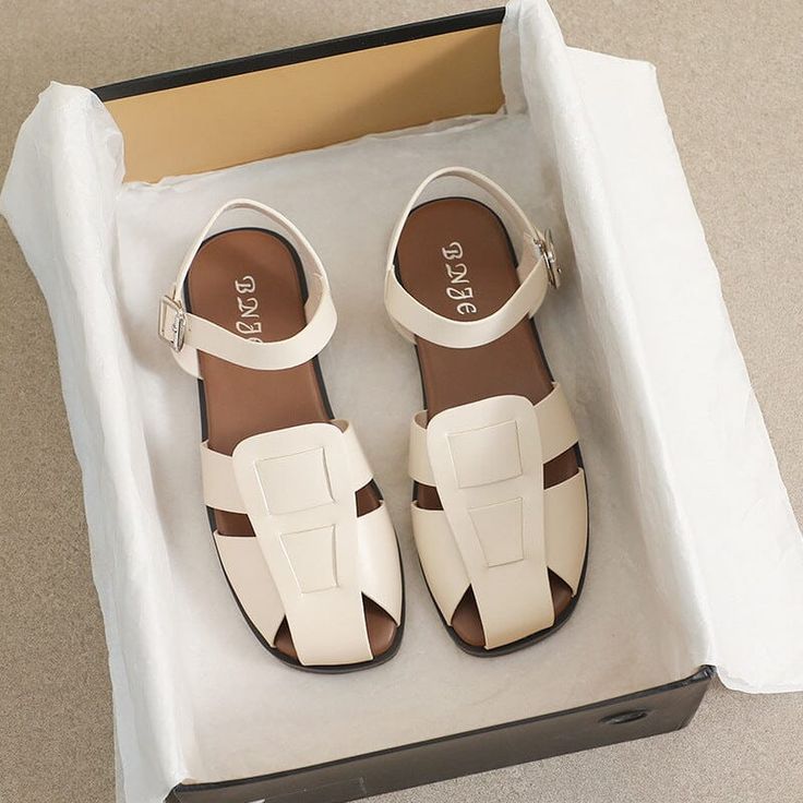 Gender: Women Item Type: Sandals Main Material: Microfiber Leather Style: Casual, Classic, Retro Season: Summer Heel Type: Flat Outsole Material: Rubber Heel Height: Low Heel (1-3 cm) Size Length cm inch 35 22.5 8.86 36 23 9.06 37 23.5 9.25 38 24 9.45 39 24.5 9.65 40 25 9.84 Fashion Brand Design, Zebra Shoes, Armor Shoes, Plus Size Shoes, Summer Soft, Summer Heels, Orange Shoes, Nude Shoes, Yellow Shoes