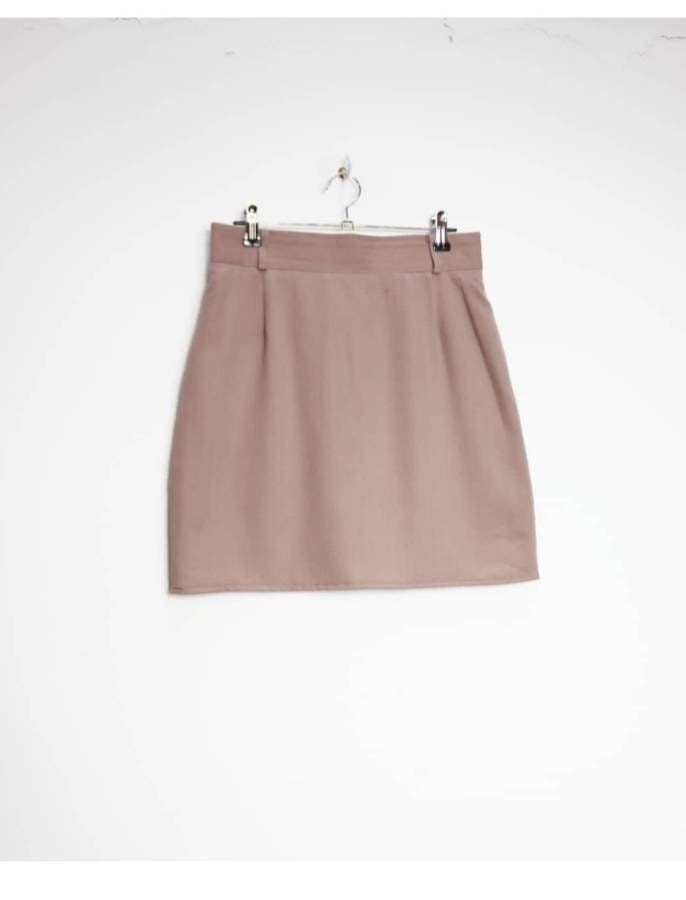 "a vintage dark beige mini-skirt ✿ IMPORTANT INFORMATION: * excellent vintage condition * outer material: 55% polyester + 45% wool * lining material: 100% polyester * size: small - please check exact measurements below (they're there for your benefit!) ✿ MEASUREMENTS (taken while item is lying flat, some measurements will need to be doubled): * waist: 13\" (33cm) * hips: 18.5\" (47cm) * length: 17.5\" (44cm) ✿ free UK shipping on orders over £100 with code STRAWBERRY free international shipping Brown Lined Mini Skort, Elegant Brown Mini Skort, Elegant Brown Mini Length Skort, High Waist Lined Beige Pencil Skirt, High Waist Beige Pencil Skirt With Lining, High Waist Beige Lined Pencil Skirt, Beige High Waist Lined Pencil Skirt, Fitted Beige Mini Tennis Skirt, Beige Mini Tennis Skirt With Lining