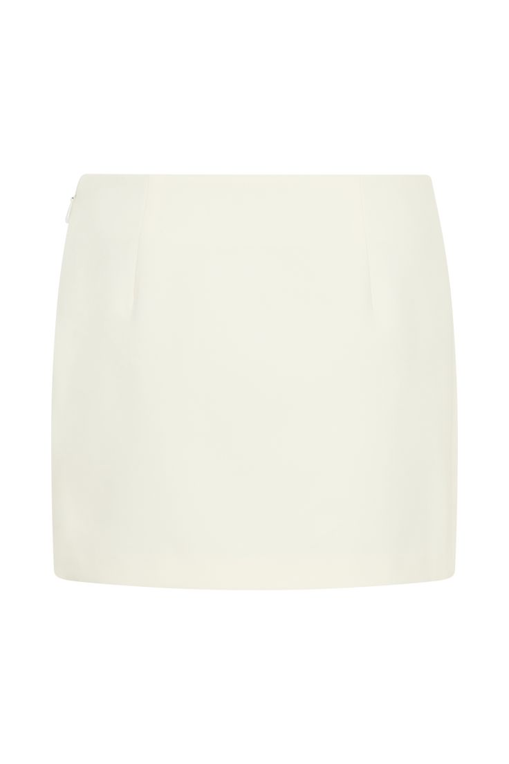 Simple but sleek. Elevate your ensemble with the AISHA Suiting Mini Skirt, designed for effortless sophistication. This mid-rise A-line skirt flatters the figure while providing a playful touch with its mini length. The side zip closure ensures a seamless fit, allowing for easy wear and movement. Fully lined for added comfort, this skirt pairs perfectly with the Aisha Strapless Suiting Top, creating a cohesive look that effortlessly transitions from day to night. Easy Wear, A Line Skirt, A Line Skirts, Side Zip, Latest Fashion Trends, Mini Skirt, Latest Fashion, Mid Rise, A Line