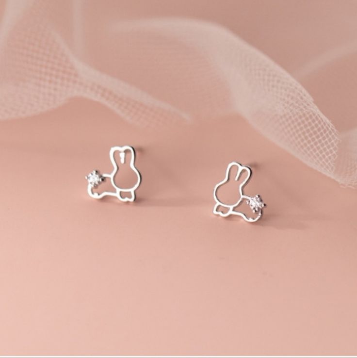 Sterling Silver Cut Out Bunny Rabbit Stud Earrings Rhinestone Tail Adorable Bunny Earrings For Easter Or All Year Round Measures Approx Just Shy Of 5/16 Inch Available In Silver Or Gold Tone-Please Specify Visit My Closet For More Cute Stud Earrings Bundle And Save 15% Mondstadt Characters, Bunny Jewelry, Rabbit Earrings, Cute Stud Earrings, Bunny Earrings, Adorable Bunny, Earring Bundle, Concert Fits, Earrings Studs