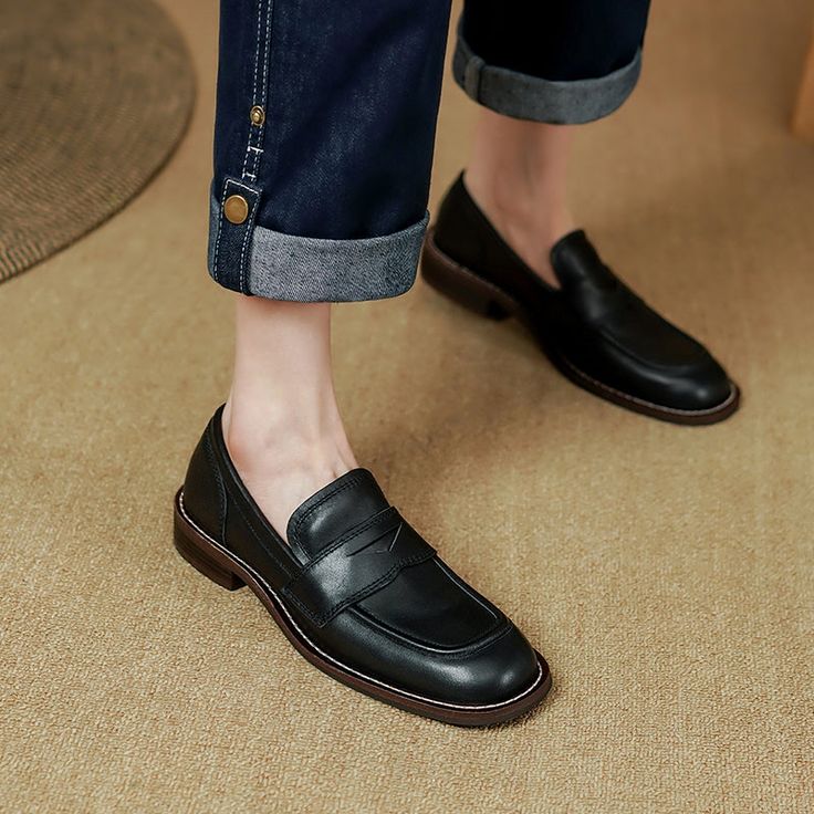 These loafers are designed in a timeless, minimal silhouette, so you'll be sure to wear them often. Made from soft leather, soft bottom that ensure all-day comfort. Wear yours with tailoring and denim alike. Color: Coffee/BlackMaterial: CowhideLining: Genuine LeatherInsole: CowhideSole: RubberHeels: 3Cm/1.18"Weight: 0.22kg Each Shoes Production Time: About 5-7 days (Any exceptional case will email you, Please pay attention to your email left) Shipping Time: Free Shipping To most locations, deliv Fall Business Casual Flat Heel Dress Shoes, Business Casual Flat Heel Dress Shoes For Fall, Fall Business Casual Flat Dress Shoes, Brogue-detailed Moccasins For Business Casual, Business Platform Loafers With Stitched Sole And Almond Toe, Business Casual Brogue Moccasins With Round Toe, Business Casual Moccasins With Brogue Detailing, Business Casual Slip-on Loafers With Stitched Sole, Business Almond Toe Platform Loafers With Stitched Sole