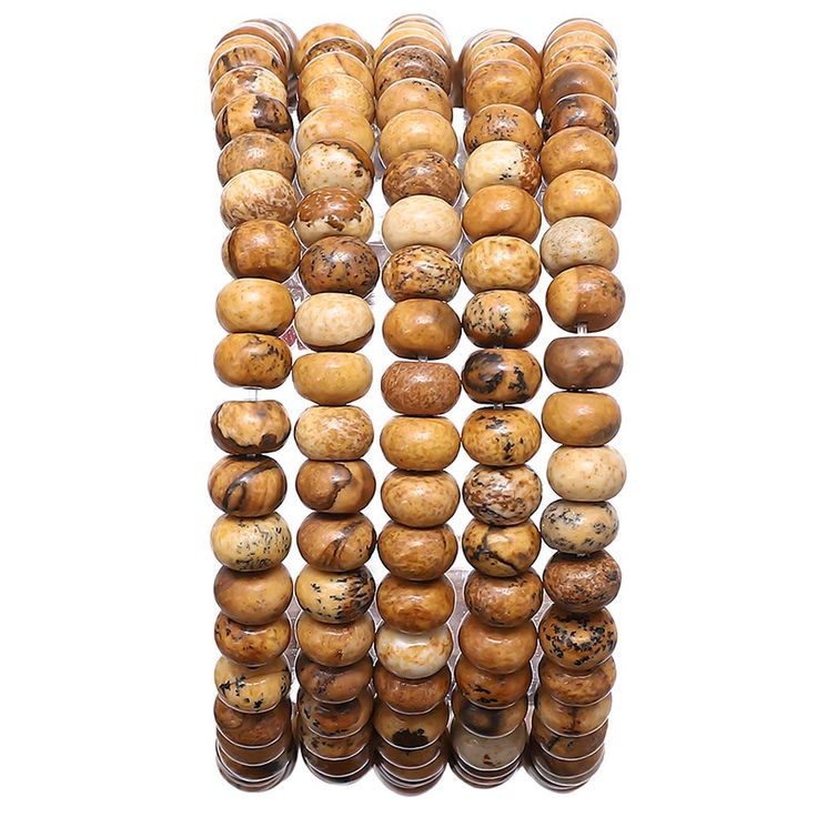 a group of beads that are stacked on top of each other