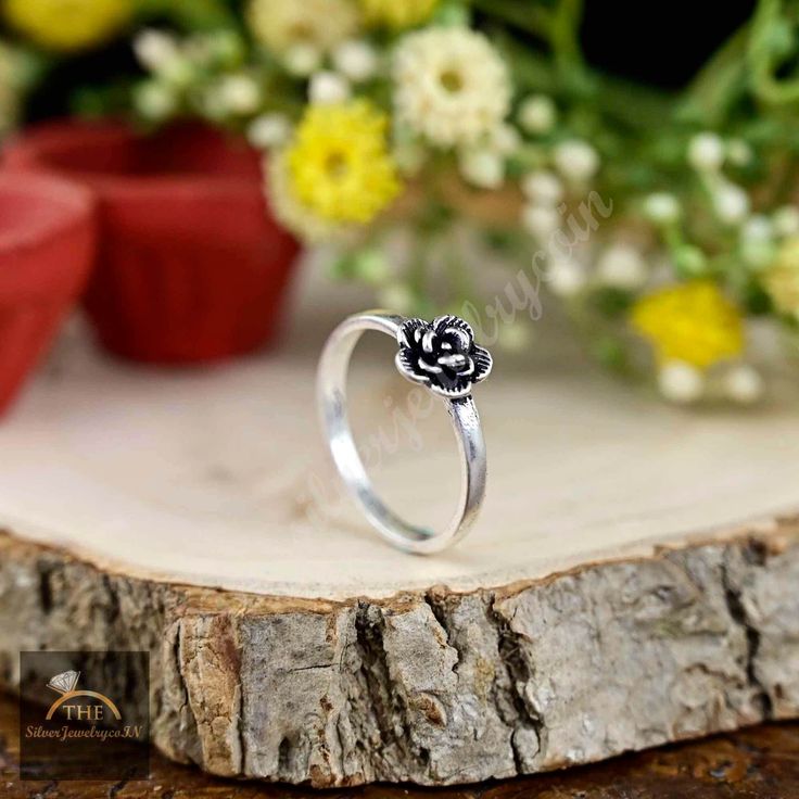 》Description 《 Sterling Silver Birth Flower Ring, Ring Women, Birth Month Flower, Personalized Ring, Mothers Day Gift, Jewelry, dainty ring 》D E T A I L S《 ✦Metal:- Sterling Silver  ✦Purty:- 925 Sterling Silver ✦Weight:- 3 Gram (Approx) ✦Ring Size:- All Size Available 》C U S T O M I Z E O R D E R《 We accept custom and personalized order. It can be change in the gemstone, earring design and earring size. Please send us message if you are interested in a custom creation. 》 P A C K A G I N G 《 Your Silver Flower Promise Ring For Mother's Day, Flower Shape Stackable Rings For Anniversary, Dainty Stackable Toe Flower Ring, Dainty Stackable Toe Ring, Dainty Stackable Flower Ring As Gift, Silver Flower Ring For Mother's Day, Dainty Flower Rings For Mother's Day, Flower Shaped Stackable Rings For Gift, Dainty Toe Rings For Anniversary