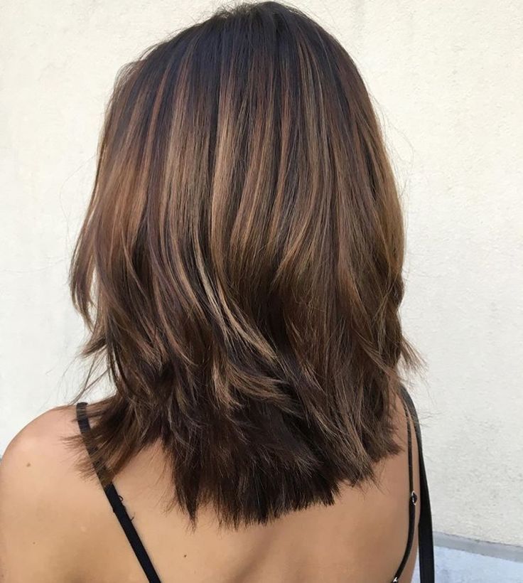 Medium Length Hair With Layers Thick Straight, Layered Medium Brown Hair, Layer Medium Haircut Shoulder Length, Shoulder Length Haircut For Straight Hair, No Matinence Haircut, Layers On Short Hair Straight, Hairstyles For Medium Length Hair With Layers Straight, Layered Haircuts For Medium Hair Middle Part, Straight Layered Short Hair