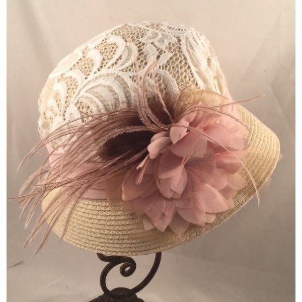 A lovely  1920's vintage-inspired beige cloche hat with lace ivory crown.  This vintage inspired straw hat has an antique lace crown, accented with mauve chiffon band and antique mauve chiffon flowers and ostrich plume. Straw Cloche Hat, Dr Dolittle, Vintage Hat Boxes, Lace Crown, Victorian Era Fashion, Lace Crowns, Doll Hats, Fabric Painting On Clothes, 1900s Fashion