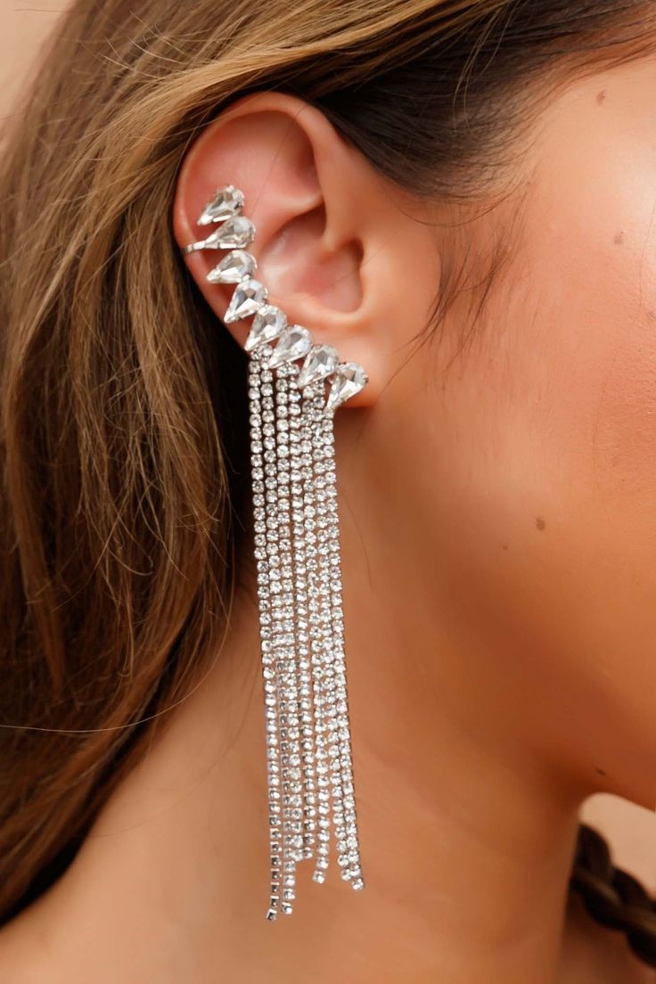 Statement-making dangling design with waterdrop shape post earrings. Just easily stand out from the crowd in this party season. Haute Mess, Stand Out From The Crowd, Fashion Boutique, Post Earrings, Ear Cuff, Diamond Earrings, Cuff, Silver, Design