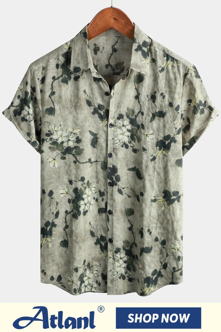 Perfect for summer activities such as vacation, leisure, sun beach, travel, concerts, streetwear, music festivals and themed parties. Miami Shirt, Vintage Floral Shirt, Half Shirts, Vintage Hawaiian Shirts, Sun Beach, Mens Fashion Casual Outfits, Music Festivals, Beach Travel, Retro Shirts