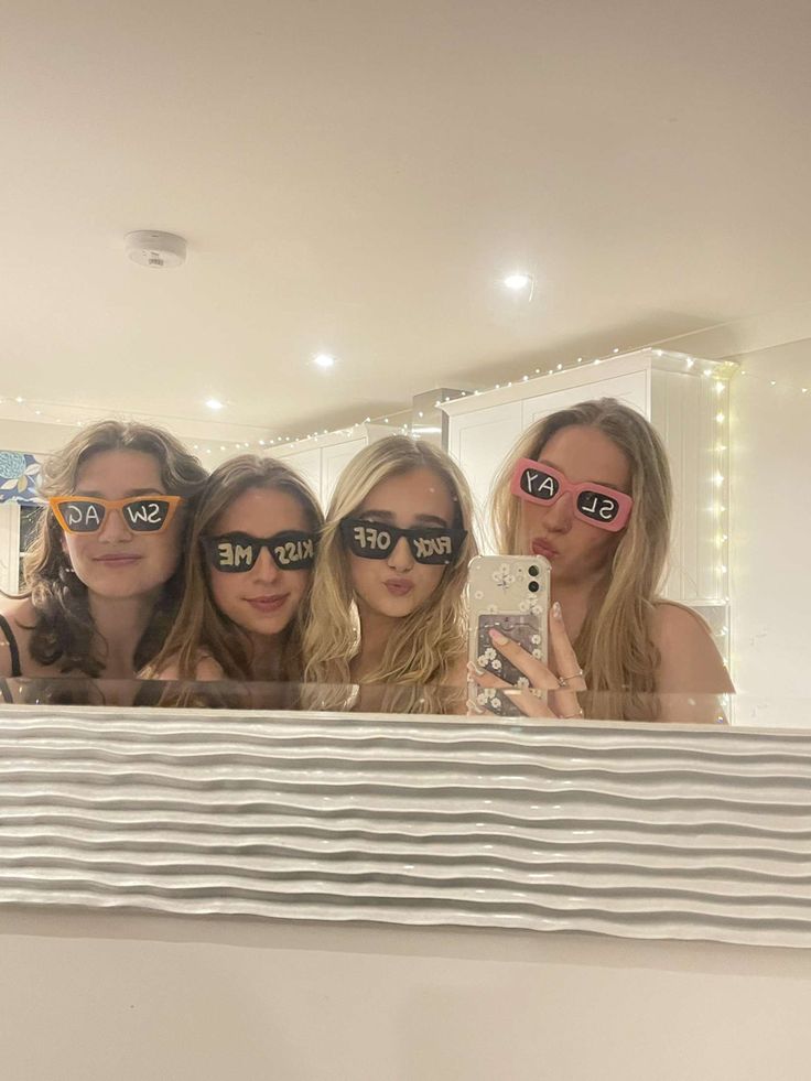 Group Sunglasses Photo, Writing On Glasses Party, Sunglasses With Writing On Them, Writing On Sunglasses Party, What To Write On Sunglasses, Glasses With Writing On Them Party, Things To Write On Sunglasses, Fun Glasses Aesthetic, Sunglasses At Night Aesthetic