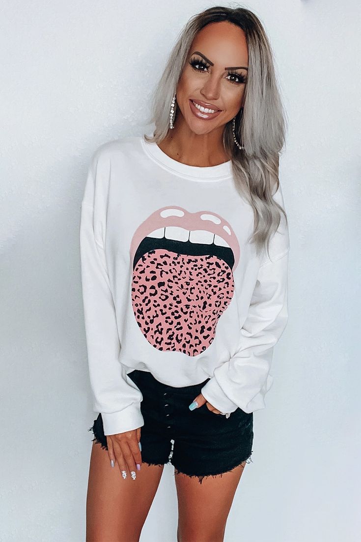 Lip Leopard Tounge Print Sweatshirt Wholesale Sweatshirts, Leopard Print Sweatshirt, Tie Dye Long Sleeve, Round Neck Tops, Pullover Designs, Print Sweatshirt, Online Tops, Basic Tops, Casual Sweatshirt