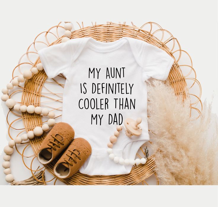 Funny Aunt Is Cooler Than Dad Kids Onesie Birthday Boy Shirts, I'm With The Band, Boy First Birthday, Gender Neutral Baby Clothes, Organic Cotton Fabric, Toddler Sizes, Gender Neutral Baby, Unisex Baby, Funny Babies