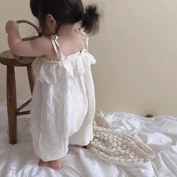 Adorable 2024 Summer Jumpsuit for Baby Girls – Queencloth White Overalls, Halter Romper, Baby Jumpsuit, Cotton Jumpsuit, Jumpsuit Summer, Girls Summer Outfits, New Baby Girls, Girls Rompers, Summer Baby