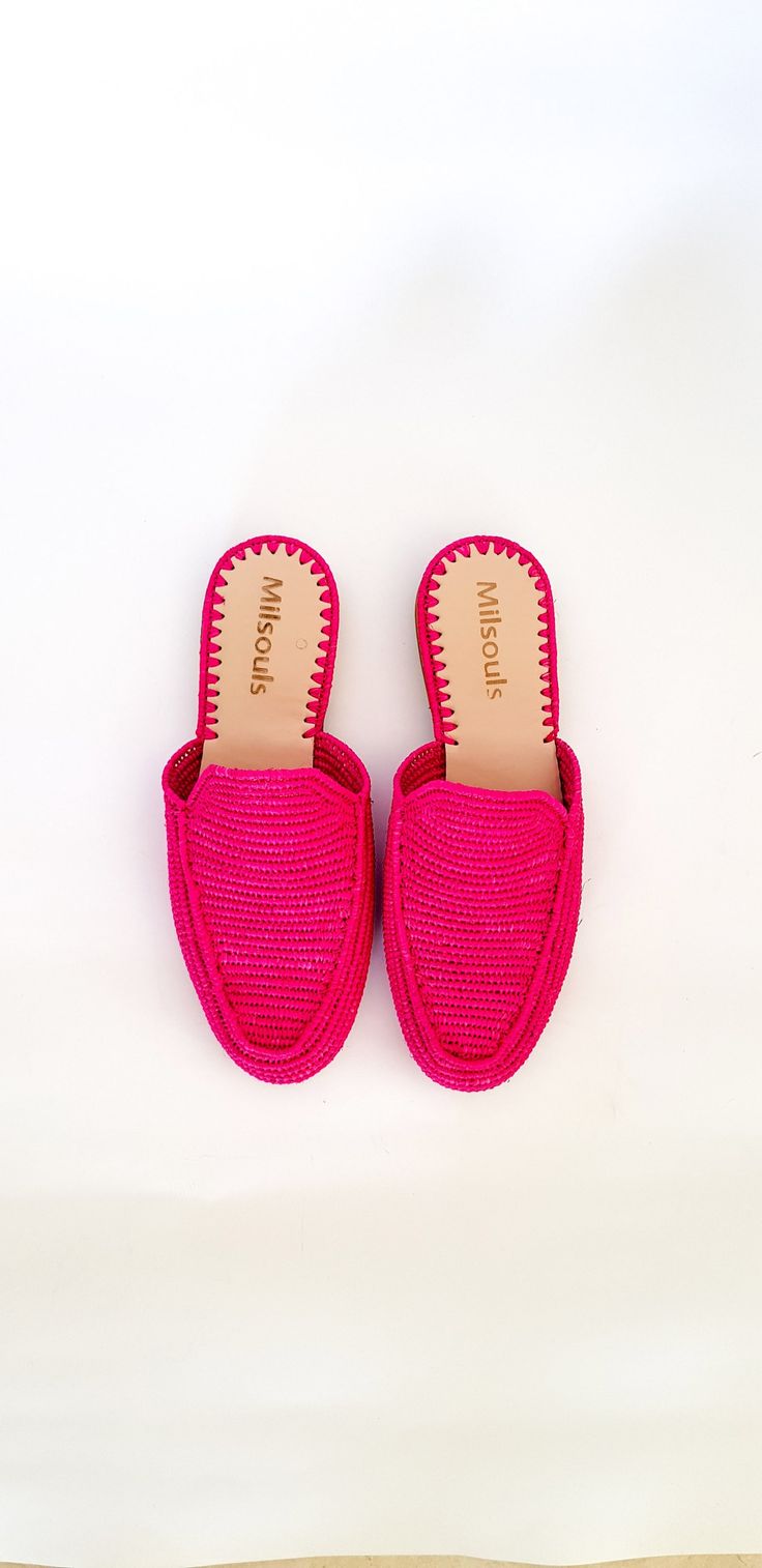 Raffia Shoes Handmade Slippers Summer Mules Moroccan Shoes Pink Raphia Flats Babouch - Etsy Summer Slip-on Mules With Leather Sole, Leather Sole Slip-on Mules For Vacation, Summer Slip-on Mules With Woven Sole, Summer Slip-on Clogs With Rubber Sole, Pink Slippers With Rubber Sole For Summer, Summer Pink Slippers With Rubber Sole, Casual Woven Closed Toe Mules, Summer Flat Slip-ons With Leather Sole, Casual Woven Flat Mules