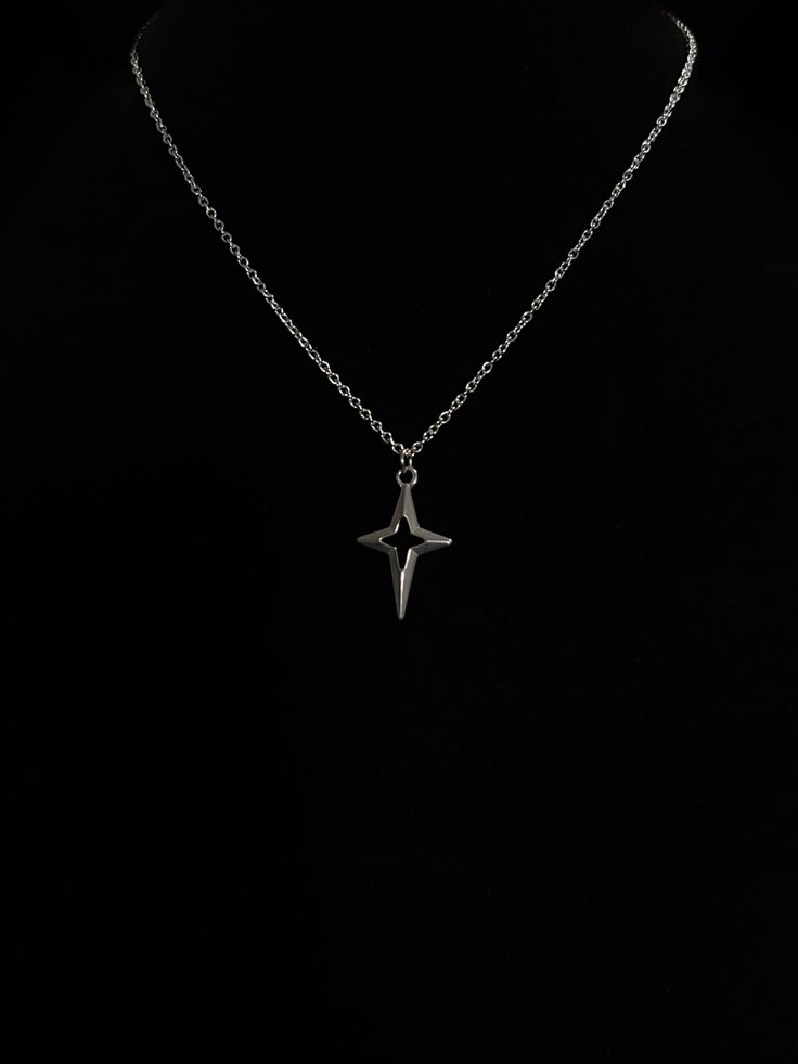 Diamond Star Necklace Stainless steel necklace with stainless steel diamond star and stainless steel chain, customized to your desired length! Star Chain Necklace, Chain Aesthetic Men, Owencore Aesthetic, Men’s Necklaces, Mens Pendant Necklace, Mens Necklace Fashion, Mens Accessories Necklace, Chains Aesthetic, Streetwear Jewelry