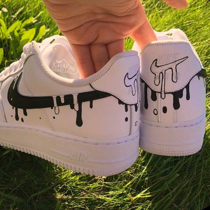 Never Worn Af1 Custom Air Jordan 1, Nike Shoes Women Fashion, Custom Air Jordan, Custom Sneakers Diy, Painted Nikes, Custom Shoes Diy, Nike Shoes Air Force, Preppy Shoes, Nike Fashion Shoes