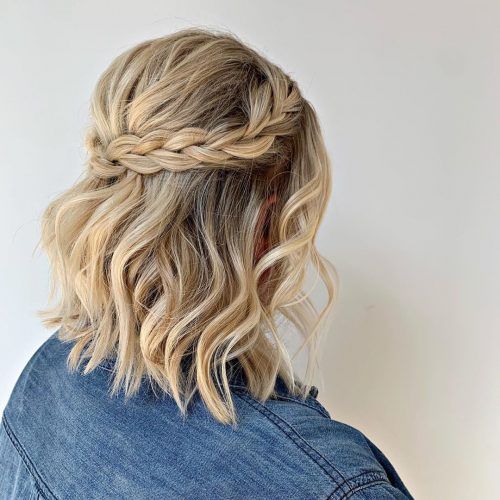 33 Cutest Braids for Short Hair Boho Hair For Medium Length, Textured Bridesmaid Hair, Boho Bridesmaid Hair Medium Length, Simple Half Up Half Down Hairstyles Short Hair, Baby Shower Hair Ideas, Half Up Half Down Wedding Hair Short, Cooper Wedding, Awesome Hairstyles, Tiny Wedding