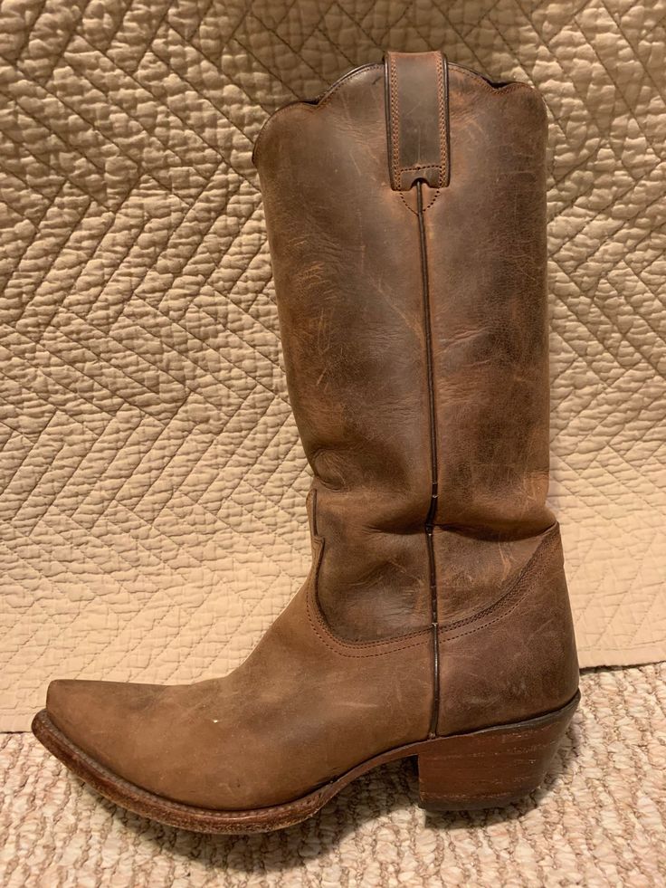 Beautiful buttery soft vintage leather cowboy boots by the brand On Your Feet. Unique scallop detail on top edges. A light brown/tan beige color. US women's size 9 (mens 7ish). Some distressing, in good used condition. Rustic Distressed Brown Boots For Western-themed Events, Country Style Distressed Brown Boots For Ranch, Western Distressed Boots With Snip Toe, Rustic Snip Toe Moto Boots For Western Events, Rustic Distressed Boots With Snip Toe, Classic Distressed Brown Boots For Ranch, Distressed Brown Snip Toe Boots For Ranch, Distressed Brown Snip Toe Ranch Boots, Rugged Wide Calf Brown Boots