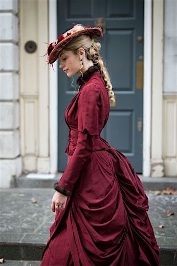 Steampunk Costume Women, Victorian Steampunk Costume, Steampunk Costumes, Gaun Abad Pertengahan, Walking Dress, Victorian Era Fashion, 1800s Fashion, Steampunk Victorian, Victorian Costume