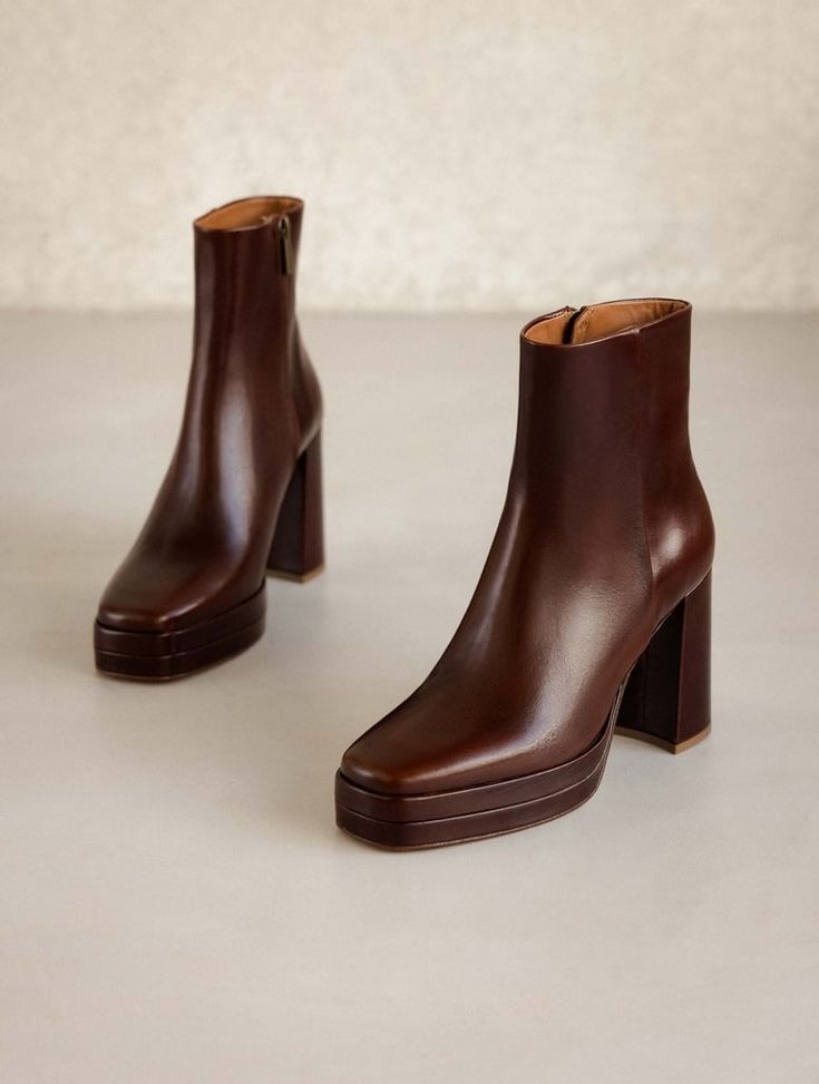 Adèle Irish Coffee - Bottines à plateformes et talons hauts en cuir marron Brown Leather Boots Women's, Women Heel Boots, Winter Shopping, Irish Coffee, Turkish Coffee, Window Shopping, Platform Ankle Boots, Coffee Colour, Brown Leather Boots