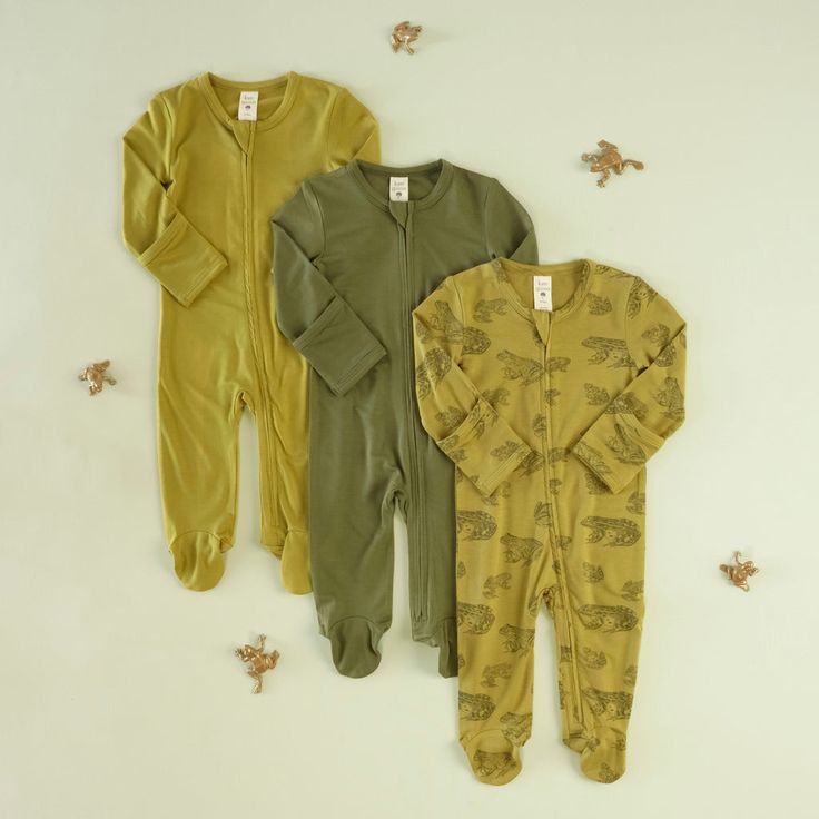 willow frogs   forest floor set Organic Newborn Clothes, Family Matching Pjs, Baby And Mom, Memorial Weekend, Princess And The Pea, Kate Quinn, Nursery Blanket, Cotton Clothes, Facebook Groups