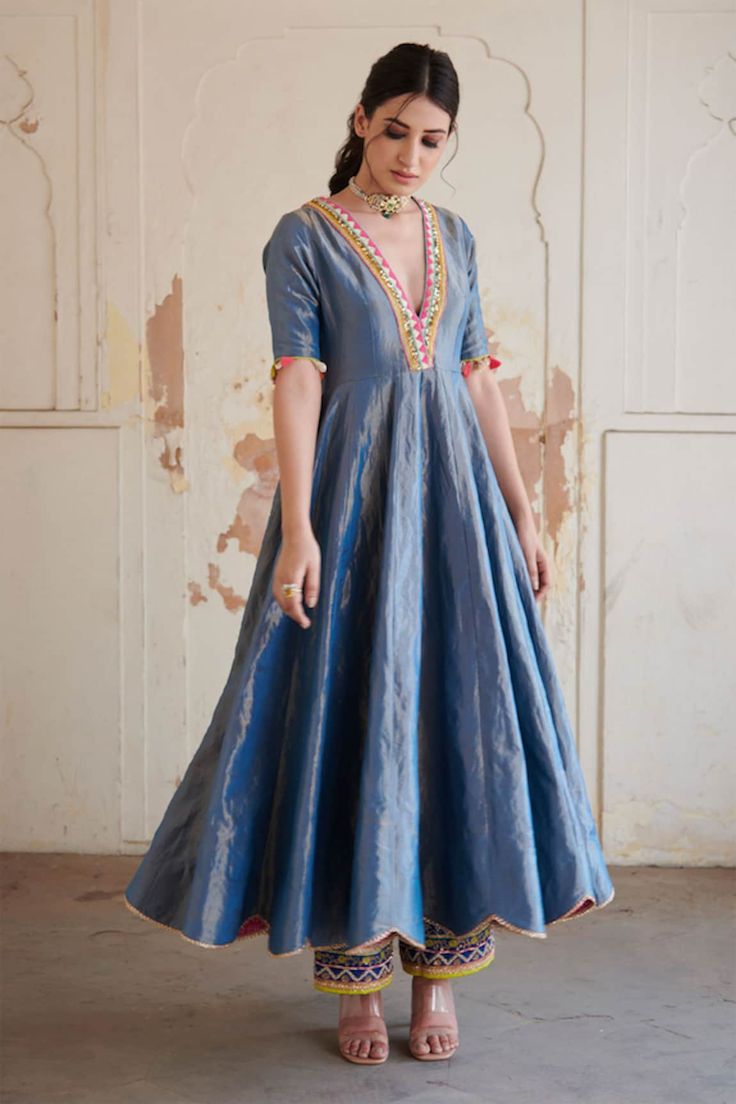 Anarkali Dress Pattern New, Satin Outfit Ideas, Simple Anarkali Suits, Blue Anarkali Dress, Editorial Aesthetic, Dress Editorial, Velvet Anarkali, Red Silk Top, Satin Outfit