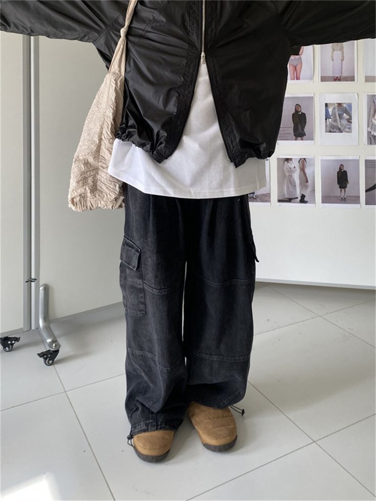 WN1971
■size(cm)





Length


Hip




M


101


124




L


103


128




XL


105


132




 
■model
175cm　64kg　L
■material
denim Cotton Pants, Okinawa, Myanmar, Denim Jeans, Wide Leg, Pants, Red, Black, Trousers