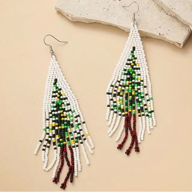 Long Multi Color Boho Drop Statement Earrings. Made With Glass Seed Beads & Stainless Steel Fish Hook. Christmas Tree Colors Are Multi Greens, Touch Of Yellow, Reds & White. Measurements Are Approximately 4.5” Long. In New Condition. Nwt Boutique Item Bohemian Beaded Earrings For Christmas, Christmas Seed Bead Earrings, Multi Color Christmas Tree, Christmas Beaded Necklace, Christmas Tree Colors, Christmas Bead Necklace, Color Christmas Tree, Thread Projects, Beading Flowers