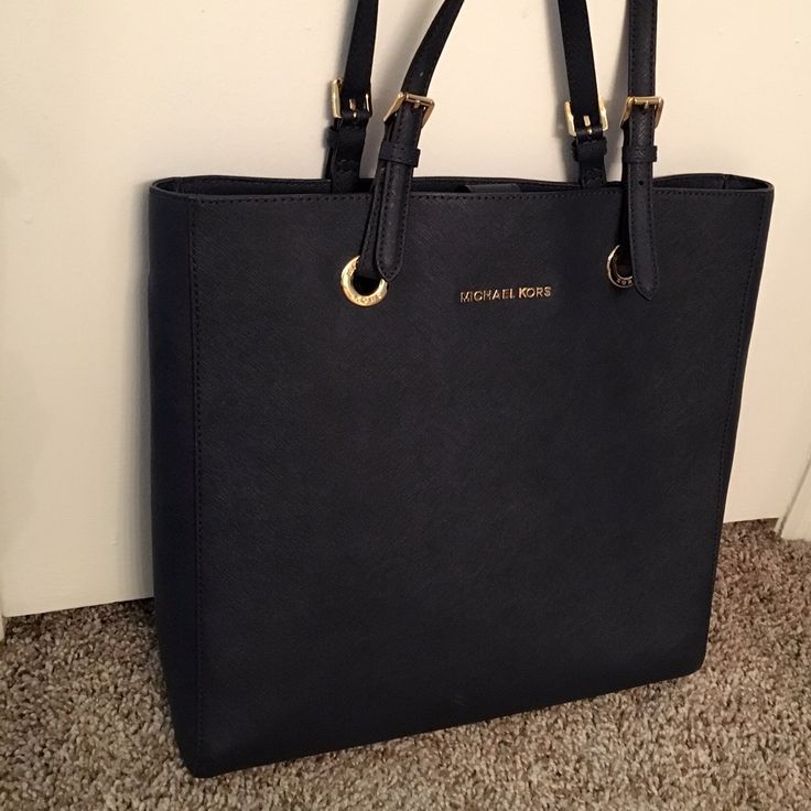 Worn Once Or Twice To Conference. Almost Brand New. Authentic. Blue Shoulder Bag, Bags Michael Kors, Michael Kors Jet Set, Michael Kors Bag, Shoulder Bags, Color Blue, Michael Kors, Bag Lady, Navy Blue