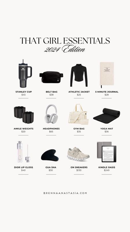 Essential Items For Women, New Me Era Aesthetic, Essentials For Women, What’s In My Bag Gym, Fitness Bag Essentials, Gym Accessories Woman, That Girl Essentials, What’s In My Gym Bag, Gym Bag Essentials List