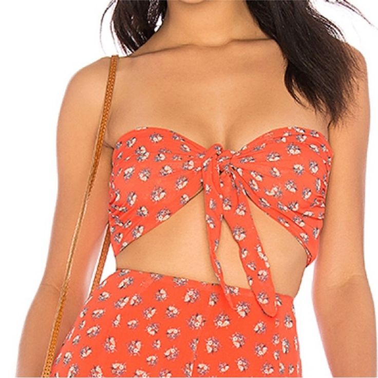 Brand New Beach Riot Avery Bandeau. We Have It In X-Small And Small. It Is Even More Gorgeous In Person. Super Versatile For Summer And Comes With Removable And Adjustable Straps. Flirty Sleeveless Tube Top For Day Out, Flirty Tube Top For Day Out, Flirty Tube Top For Summer Vacation, Summer Strapless Tube Top, Summer Strapless Tube Top For Brunch, Spring Bandeau Tube Top For Day Out, Summer Flirty Strapless Tube Top, Flirty Bandeau Tube Top, Strapless Summer Tube Top For Brunch