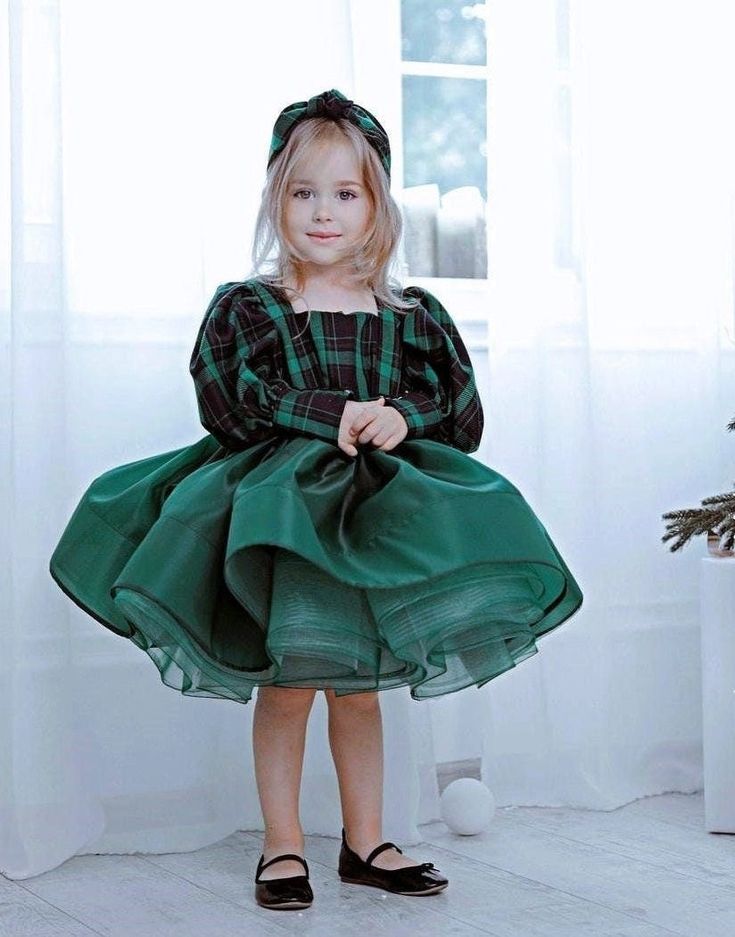 Christmas Girl Dress, Green Plaid Dress, Christmas Gown, Christmas Photoshoot, Dress For Photoshoot, Long Sleeve Dress, Tutu Puffy Dress, Toddler Christmas Dress, Baby Xmas Dress, Green Flannel Dress, Christmas Kids Dress This is luxury plaid Christmas baby girl dress  have very original fashionable design and made of high-quality fabrics will be perfect for any celebration....Christmas, birthday, wedding, parties, photography, Valentine's Day, dance, evening, flower girl  dress, ball gown, fest Gown Christmas, Christmas Gown, Green Plaid Christmas, Plaid Christmas Dress, Fairy Princess Costume, Green Plaid Dress, Toddler Christmas Dress, Xmas Dress, Dress Tutu