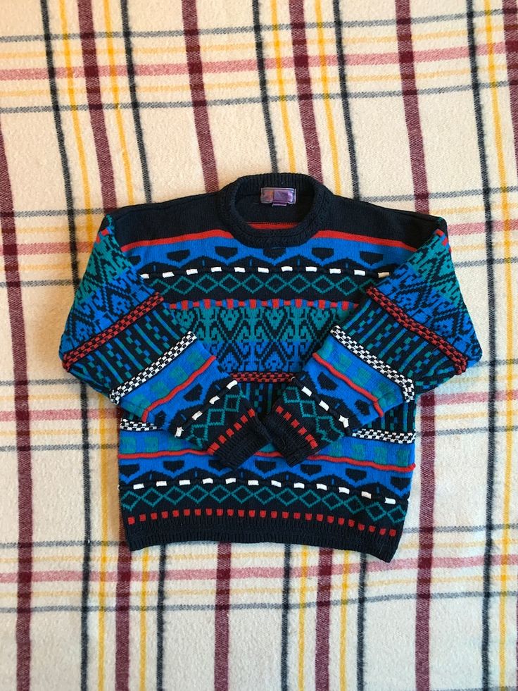 • Vintage 80's raised chunky knit sweater • Tag: Concrete Mix • Fits like a--MED/LRG--SEE MEASUREMENTS • Measurements-Pit to pit:21.5“ Length:26.5“ Shoulder:24" Sleeve:22.5" • Fits like large across the chest but is short like a modern medium • Great shape! No holes or discoloration • All sweaters are cleaned and de-pilled • ALL SALES FINAL ***ALL ORDERS OVER $50 RECEIVE FREE SHIPPING(US)*** Vintage Acrylic Sweater For Winter, Retro Acrylic Sweater For Winter, Retro Acrylic Winter Sweater, Retro Chunky Knit Fall Sweater, Retro Chunky Knit Sweater For Fall, Retro Knitted Acrylic Sweater, Vintage Multicolor Acrylic Sweater, Oversized Retro Acrylic Sweater, Retro Long Sleeve Acrylic Sweater