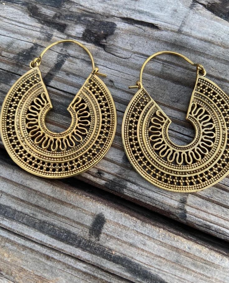 Nickel-free brass Boho earrings Brass Filigree Dangle Hoop Earrings, Brass Filigree Plug Earrings, Gold Dangle Plug Earrings For Festivals, Bronze Bohemian Plug Earrings, Bohemian Bronze Hoop Earrings In Brass, Bohemian Bronze Plug Earrings, Bohemian Bronze Round Plug Earrings, Bronze Bohemian Round Plug Earrings, Bohemian Bronze Brass Hoop Earrings