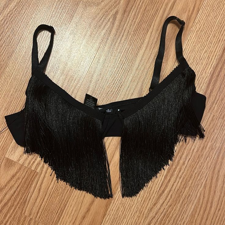 Medium Windsor Never Worn Black Fringe Top For Night Out, Club Top With Fringe, Black Tops With Tassels For Night Out, Chic Tassel Top For Night Out, Chic Tops With Tassels For Night Out, Fitted Fringe Crop Top For Night Out, Sleepwear Black, Rhinestone Bra, Strapless Bustier