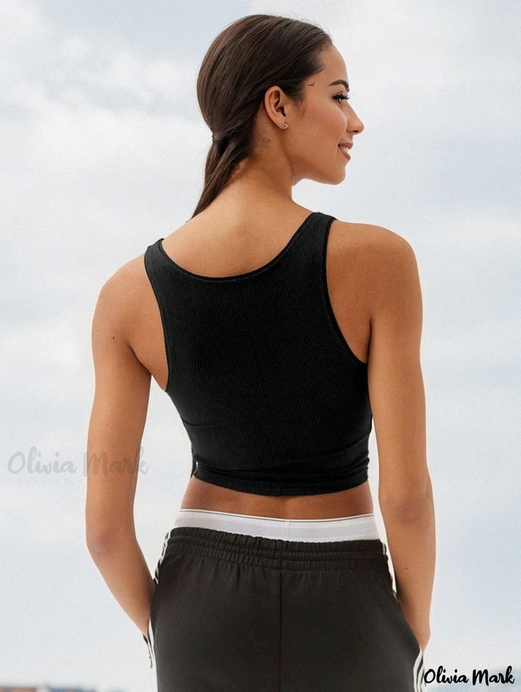 Olivia Mark - Body-hugging Base Layer Tank Top Athletic Gym Shirt Athleisure Fitted Scoop Neck Tops, Fitted Scoop Neck Tops For Athleisure, Basic Gym Top With Scoop Neck, Basic Scoop Neck Gym Top, Athleisure Medium Support Crop Top, Medium Support Scoop Neck Athleisure Top, Casual Seamless Gym Top, Casual Seamless Top For Gym, Casual Seamless Tops For The Gym