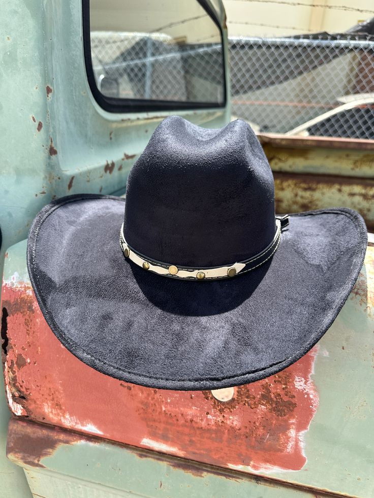 Western Cattleman Hat Black Color Soft Polyester Fiber Hat Elastic Band Inside~ Allows A Fit Of Multiple (M) Sizes (56CM-59CM) 4" Crown, 4" Brim Hatbands Will Vary Handmade By Artisans In Mexico Country Style Hat With Flat Brim For Ranch, Country Style Flat Brim Hat For Ranch, Country Style Flat Bill Hats For Rodeo, Country Style Flat Bill Hats For Ranch, Western Brimmed Hat For Kentucky Derby, Western Style Top Hat For Rodeo With Flat Bill, Western Flat Bill Top Hat For Rodeo, Western Flat Bill Hat For Rodeo, Western Style Flat Bill Hat For Rodeo