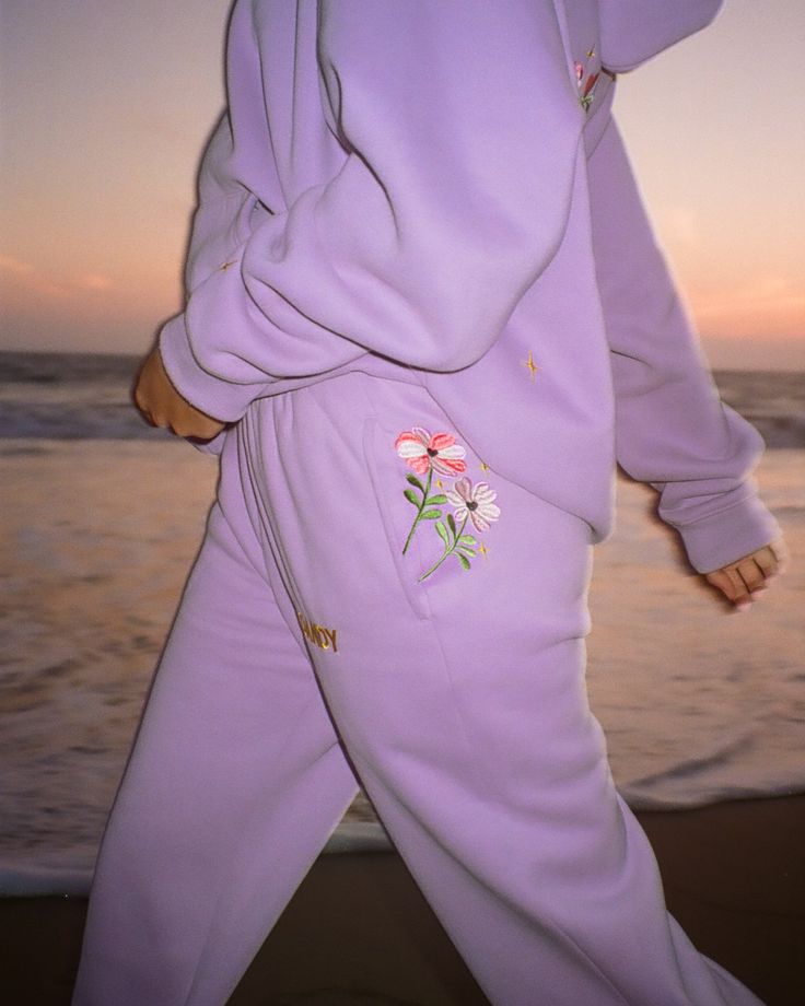 Womens Sweat Sets, Lavender Sweatshirt, Sweat Sets, Xmas 2024, Casual Sweatpants, Sweat Set, 2024 Christmas, Sweatshirt Set, Dandy