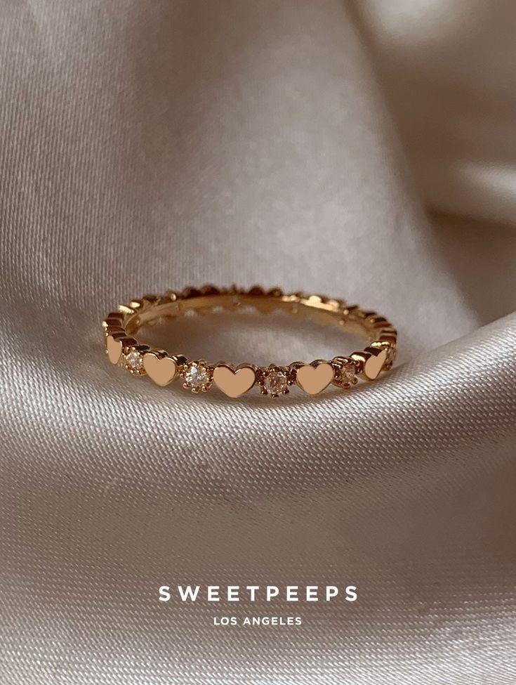 Mary Lou Hearts Ring – SP Inc. Cute Simple Rings Gold, Promise Rings For Her Simple Gold, Gold Rings Heart Design, Simple Western Rings, Lots Of Rings On Hand, Dainty Rings Gold, Cute Everyday Jewelry, Pretty Jewellery Rings, Rings Designs For Women Gold