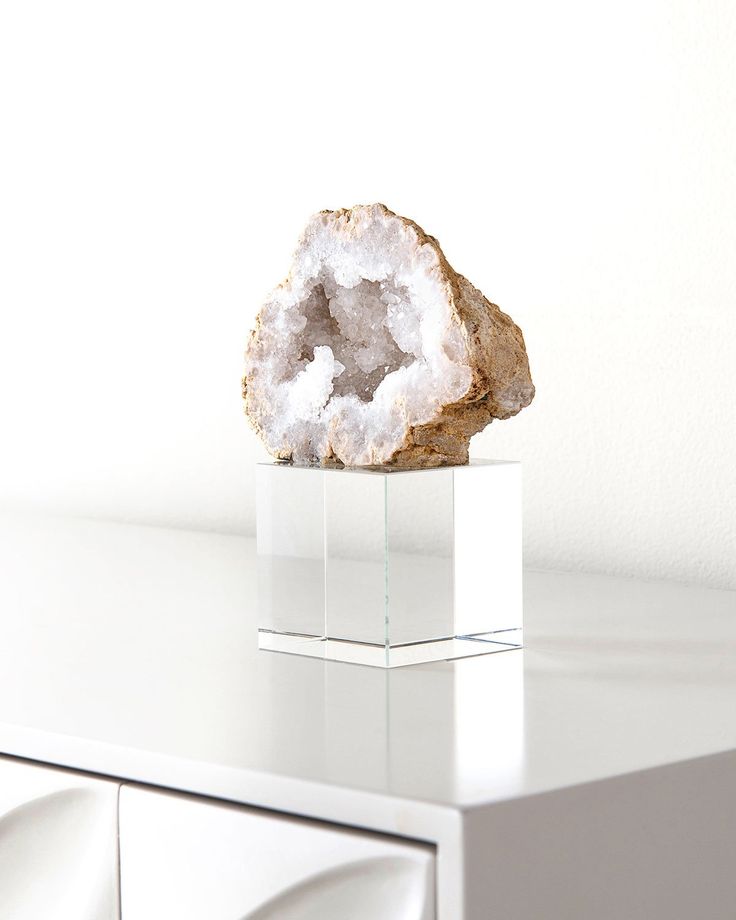 29 Chic Geode Decor Products to Heal Your Home Geode Decor, John Richard Collection, Sophisticated Decor, John Richard, Crystals In The Home, Crystal Decor, Women's Jewelry And Accessories, Luxury Home Decor, Crystals And Gemstones