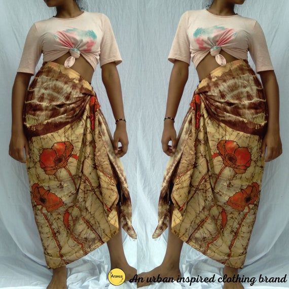 Batik Flower, Batik Sarong, Fabric Scarf, Colorful Patterns, Warm Weather Outfits, Sarong, Java, Sri Lanka, Warm Weather