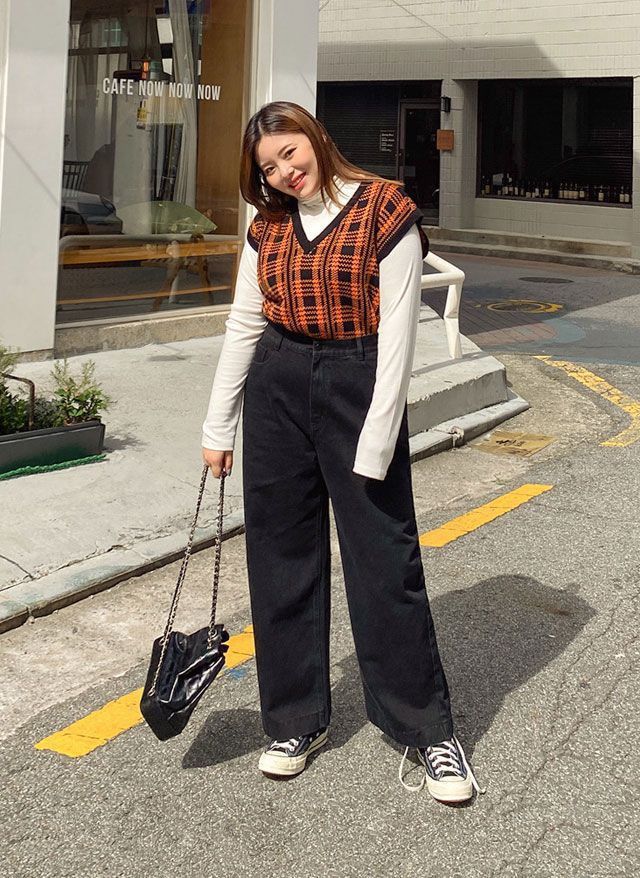 Plus Size Ootd Ideas, Outfit Cewe Gemuk, Chubby Girl Winter Outfits, Midsize Asian Fashion, Mid Size Dress Outfit, Outfit Cewek Gemuk, Chubby Winter Outfit, Style Inspiration Mid Size, Mid Size Fashion Fall