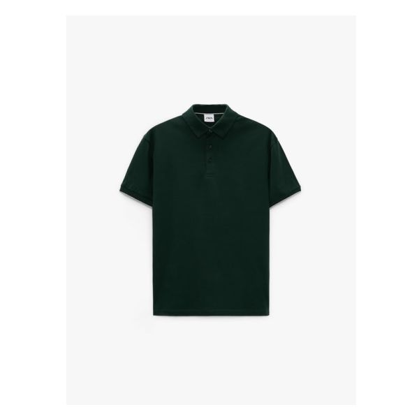 Polo Shirt Made Of Cotton With Mercerized Finish. Lapel Collar With Front Button Closure. Short Sleeves With Contrasting Ribbed Trim. Side Vents At Hem. Green Polo Collar Sporty T-shirt, Sporty Green Polo Collar T-shirt, Summer Polo Collar T-shirt For Streetwear, Summer Polo Shirt For Streetwear, Green Crew Neck Polo Shirt For Summer, Green Polo Collar Top For Streetwear, Green Short Sleeve Polo Shirt For Summer, Green Short Sleeve Casual Polo Shirt, Green Short Sleeve Polo Shirt For Streetwear