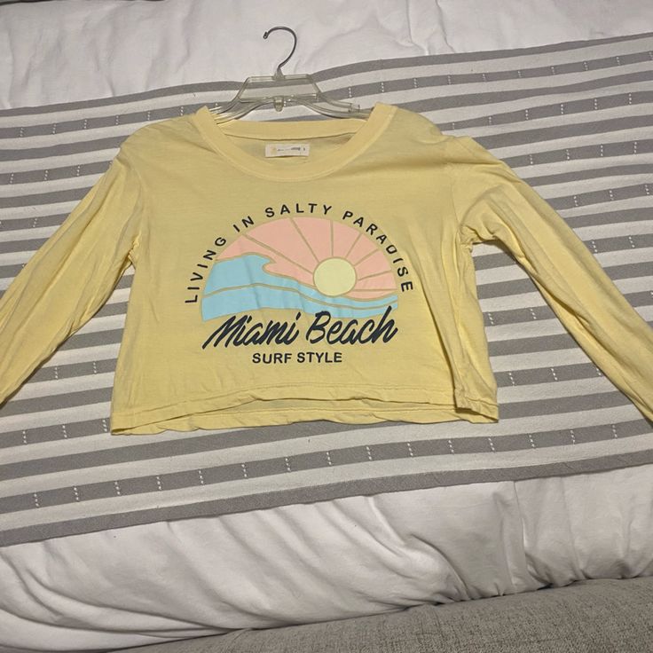 Reposhing This Item I Purchased From @Lolli_posh. Loved It, But Ready To Rotate For Something New. Cute But Never Worn, Did Wash Once, Great Condition. Cute Little Miami Beach Long Sleeve Shirt. Questions? Leave A Comment Below! Gymwear Outfits, Cropped Long Sleeve, Style Tops, Surf Style, Gym Wear, Miami Beach, Long Sleeve Tee, Blue Yellow, Long Sleeve Shirt