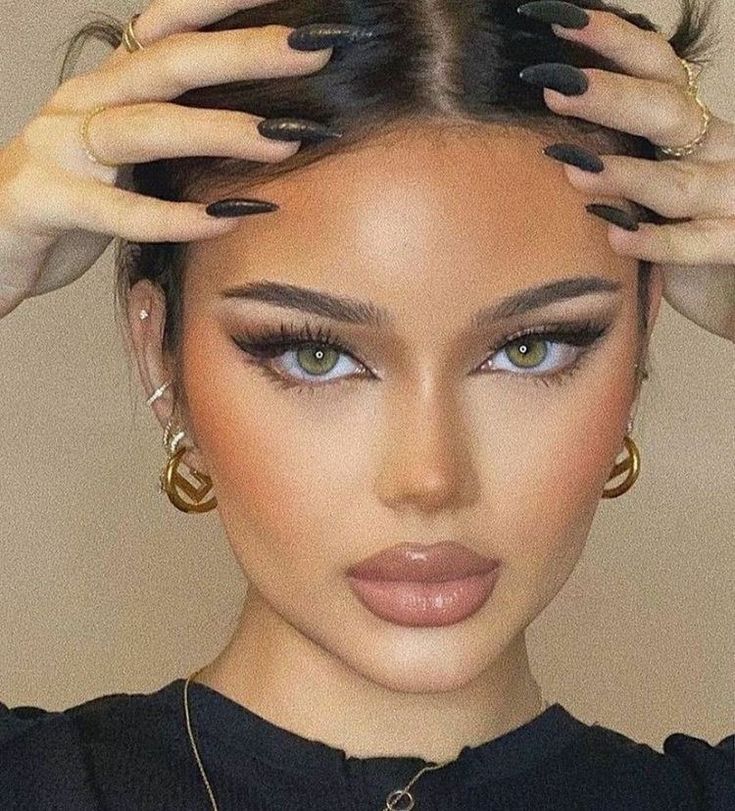 Ball Makeup, Elegantes Makeup, Natural Prom Makeup, Ideas De Maquillaje Natural, Makeup Looks For Green Eyes, Prom Eye Makeup, Flot Makeup, Prom Makeup Looks, Formal Makeup