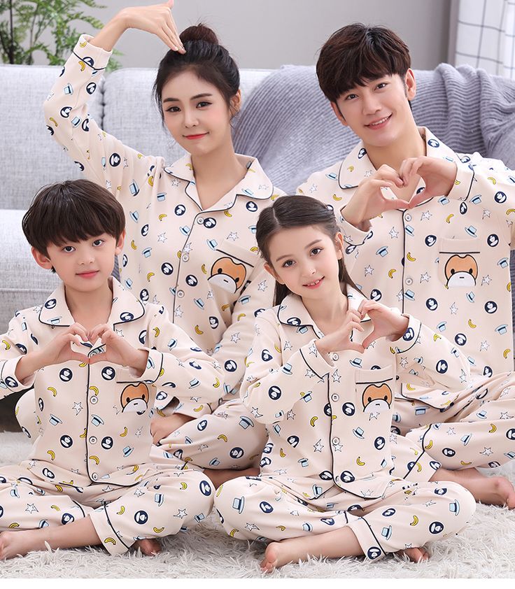 matching outfits Cotton Long Sleeve Cartoon Print Sleepwear, Long Sleeve Cotton Sleepwear With Cartoon Print, Cotton Long Sleeve Sleepwear With Cartoon Print, Family Matching White Sets For Winter, White Family Matching Sets For Winter, Cotton Sleepwear Matching Set With Long Sleeves, White Long Sleeve Pajama Party Set, White Cotton Long Sleeve Sleepwear, Long Sleeve Matching Sleep Set