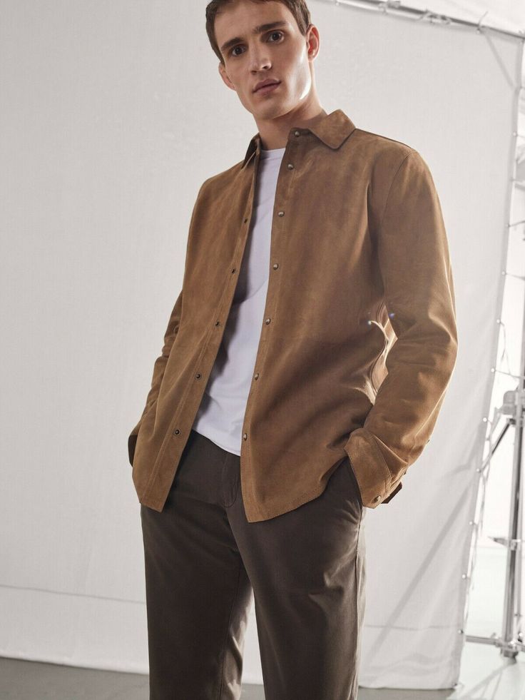 Brown Collared Shirt With Buttoned Pockets, Casual Leather Jacket With Button Cuffs And Lapel Collar, Brown Button-up Shirt With Buttoned Pockets, Casual Leather Outerwear With Buttoned Pockets, Fall Shirt With Buttoned Pockets And Spread Collar, Fall Shirt With Spread Collar And Buttoned Pockets, Classic Brown Shirt With Buttoned Pockets, Brown Shirt With Casual Collar For Fall, Casual Collared Leather Jacket With Button Cuffs